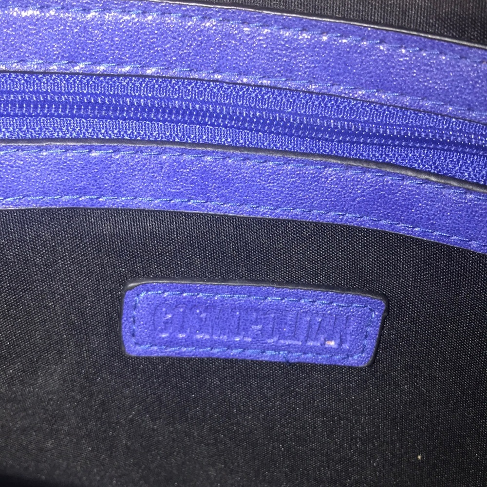 blue purse - Picture 4 of 4